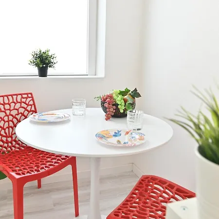 Izzhome The Breeze * Cagliari