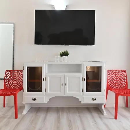 Izzhome The Breeze *