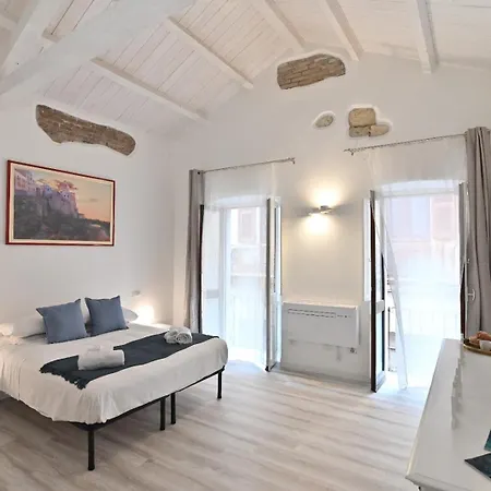 Izzhome The Breeze Holiday home Cagliari
